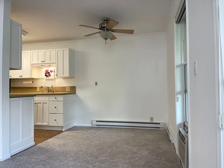832 100th Ave NE #104 — Photo 6
