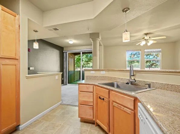 1900 Danbrook Dr #911, Sacramento, CA 95835