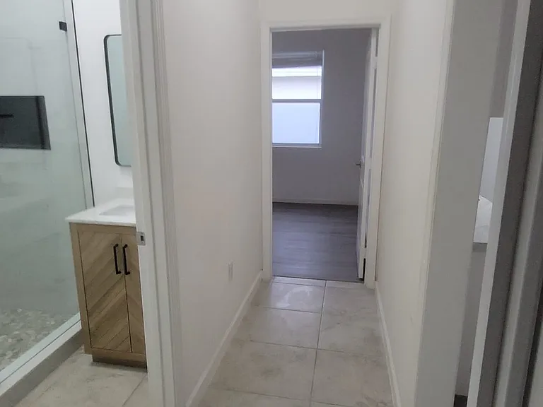 27869 SW 133rd Ave — Photo 2