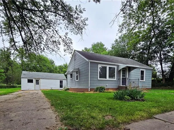 302 N 3rd St, Fairfax, MO 64446