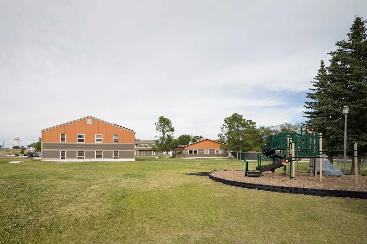 Hillview Apartments — Photo 2
