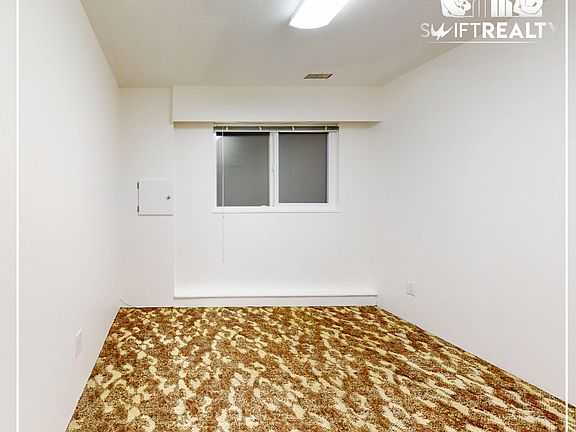 04_2090 Winslow Ave_Cozy Bedroom LL_04112025