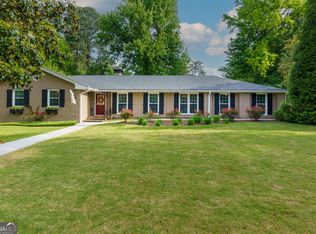 690 Glenforest Rd, Sandy Springs, GA 30328