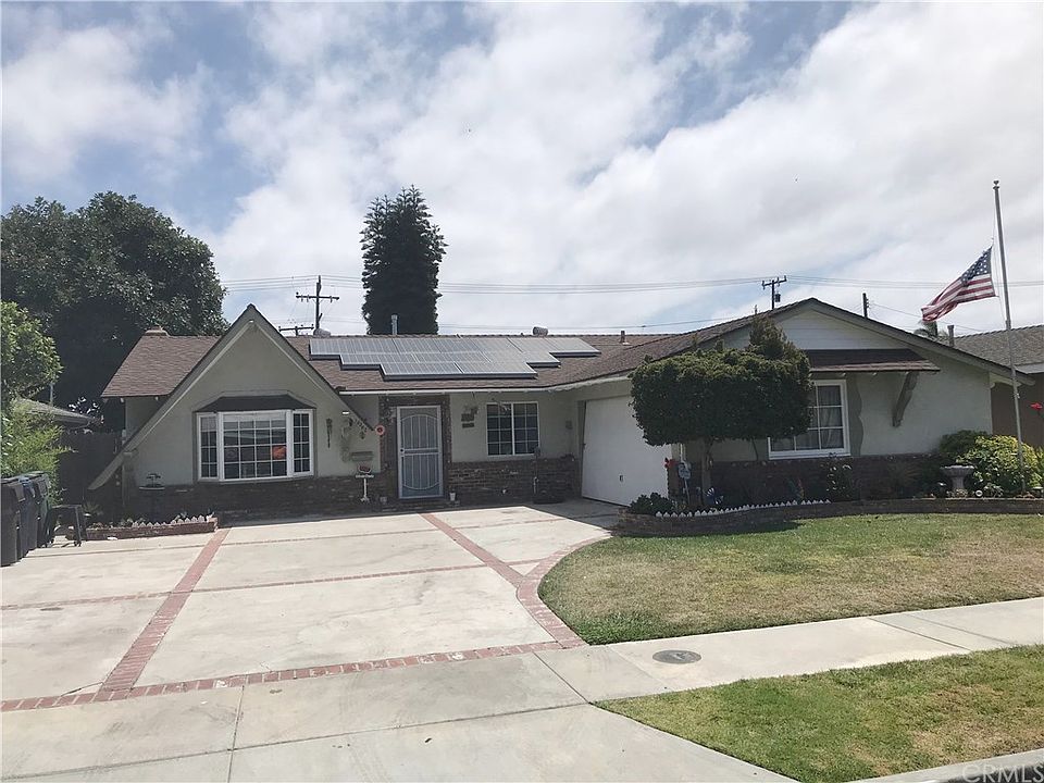 1st image of 16362 Hollywood Ln