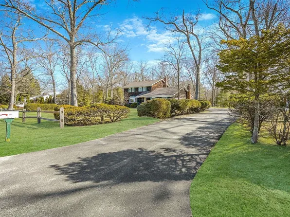 141 Pine Street, East Moriches, NY 11940