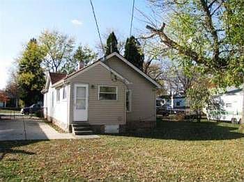 3rd image of 25071 Fairgrove St