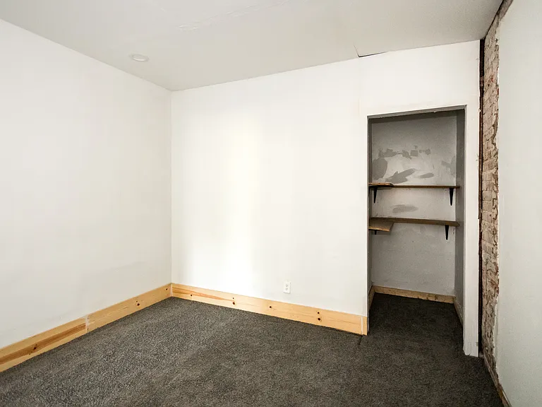 3323 Gratiot Ave #2B — Photo 12