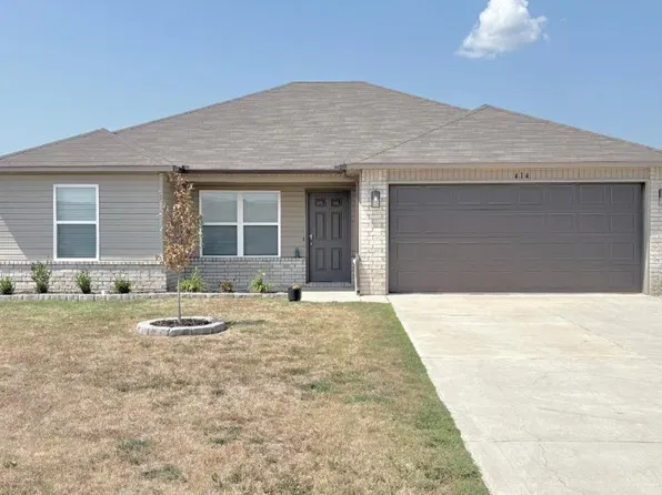 414 Harper Dr, Brookland, AR 72417