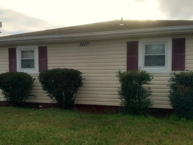 2429 Arkansas Ave — Photo 21