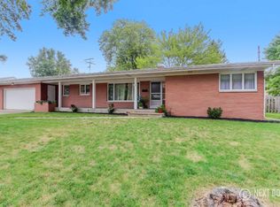 33 S Lee St, Zeeland, MI 49464