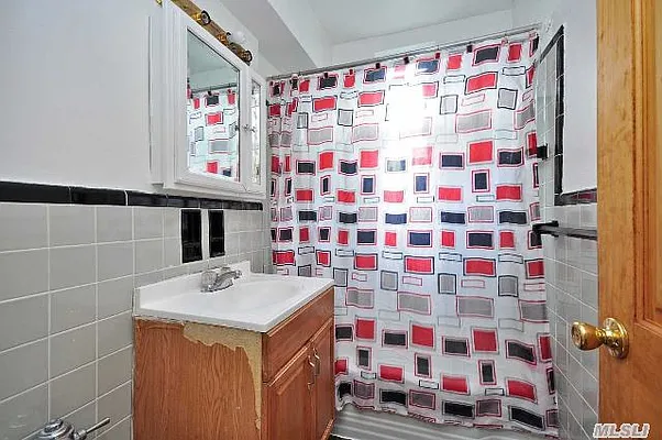 Sold by Douglas Elliman | media 11