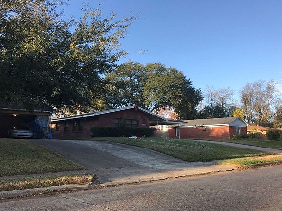3rd image of 2928 W Cavett Dr