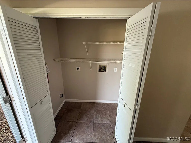412 Tompkins St #2 — Photo 15