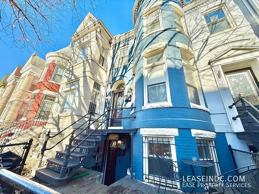 55 Quincy Pl NW #B