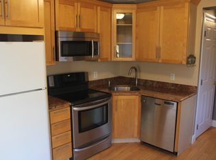 100 W Allenton Rd #B, North Kingstown, RI 02852