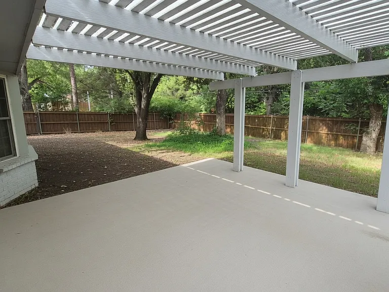 3533 Sheffield Dr — Photo 16