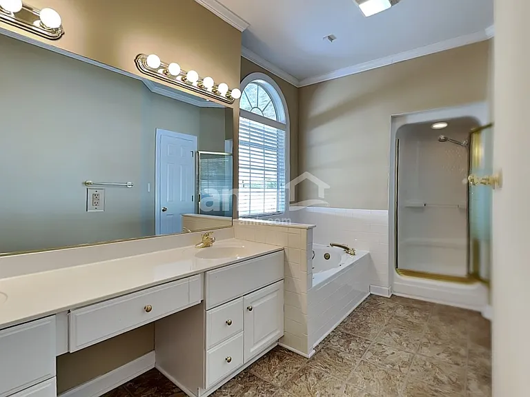 4700 Greenfield Way Dr — Photo 13