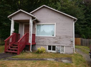 5558 18th Ave S, Seattle, WA 98108