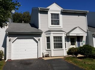 634 Nantucket Way, Island Lake, IL 60042