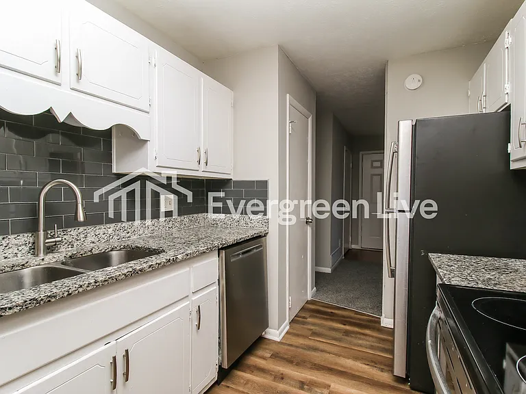 245 Hummingbird Way — Photo 7