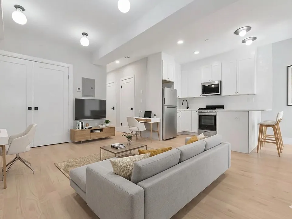 177 Chelsea St #1