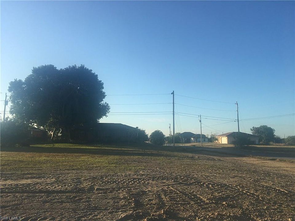 2nd image of 1102 NE 10th St
