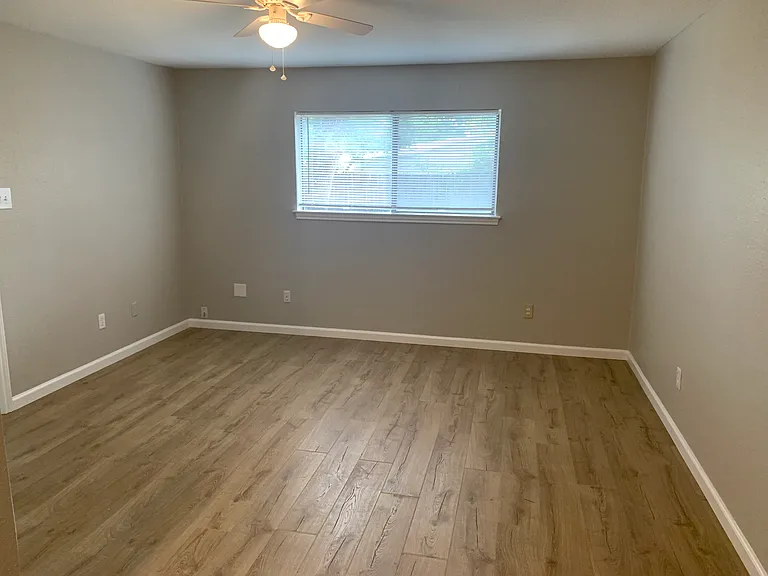 3120 Oak Ridge Point — Photo 8