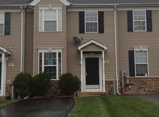 235 Bruaw Dr, York, PA 17406