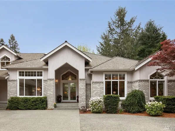 23949 NE 69th Pl, Redmond, WA 98053