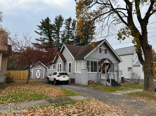 129 6th Ave, Gloversville, NY 12078
