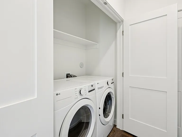 Crestview Townhomes — Photo 17
