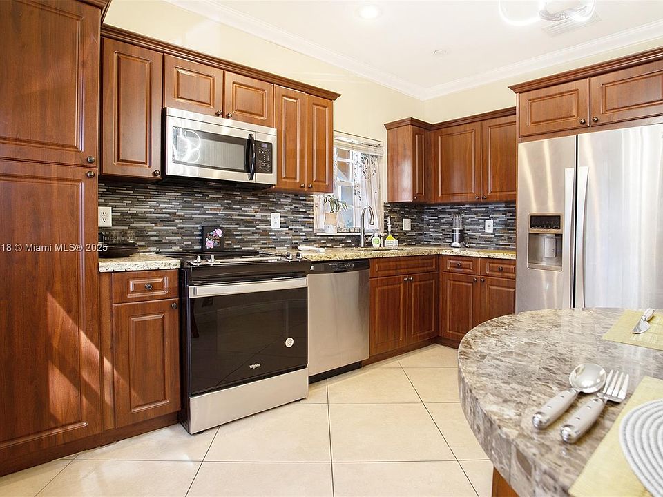 1st image of 18051 SW 11th Ct
