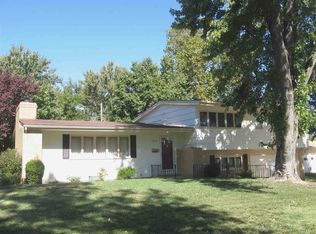 9812 W Shade Ave, Wichita, KS 67212