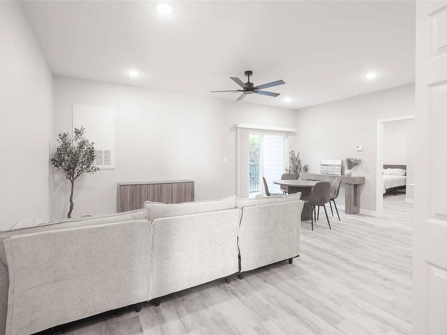 1 bed, 1.0 bath, 900 sqft, $1,450 — Photo 4