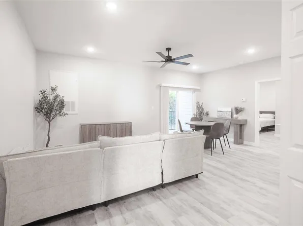 2101 Renike Rd, Waller, TX