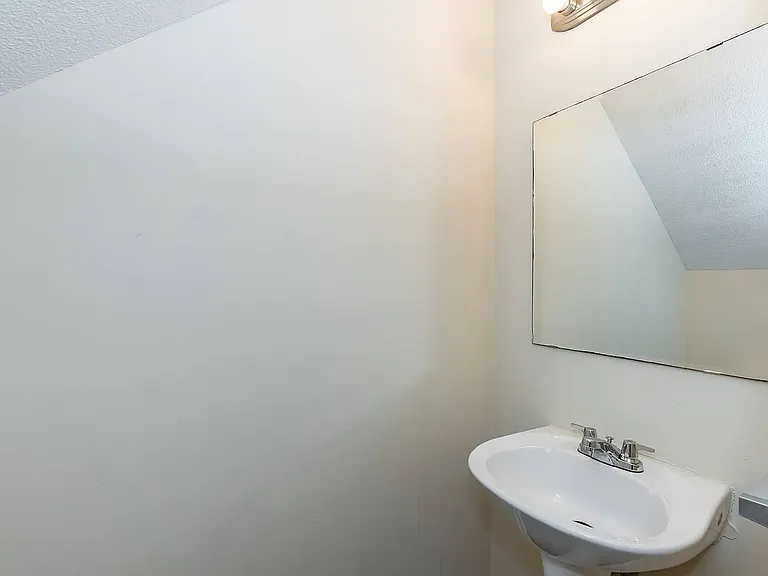 1708 Fox Hollow Dr #1710 — Photo 2
