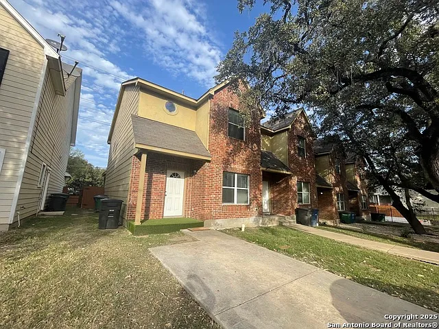 4109 Saint Charles Bay — Photo 2