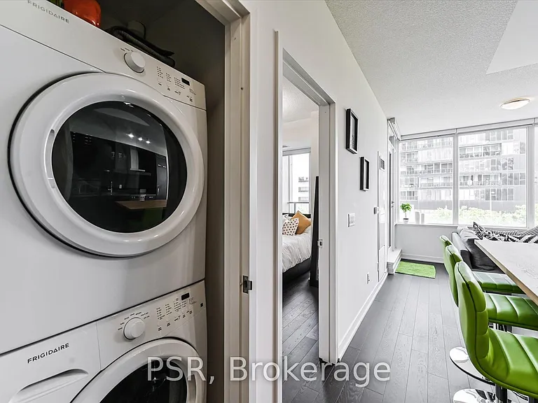 120 Bayview Ave #208 — Photo 33
