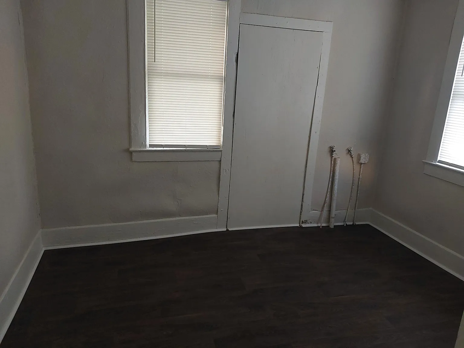 1218 W 11th St. - . — Photo 2