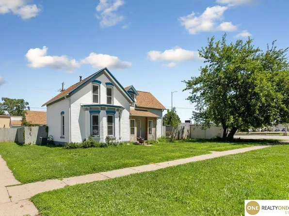 1916 Lincoln St, Blair, NE 68008