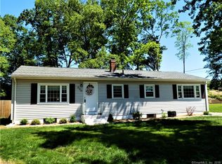 330 Reed Ave, Windsor Locks, CT 06096