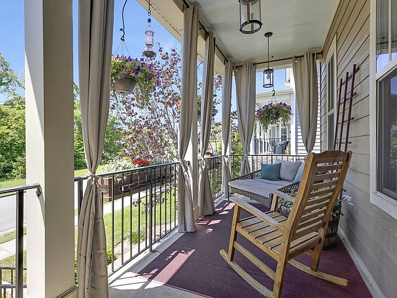 4th image of 1920 Grace Point Ln