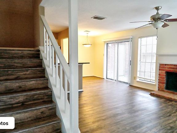 4th image of 2211 S Kirkwood Rd APT 28