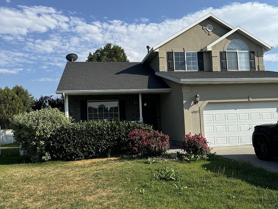 1st image of 4507 W Redwood Dr