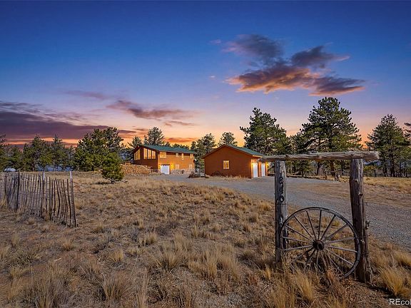 3rd image of 840 Wagon Wheel Road