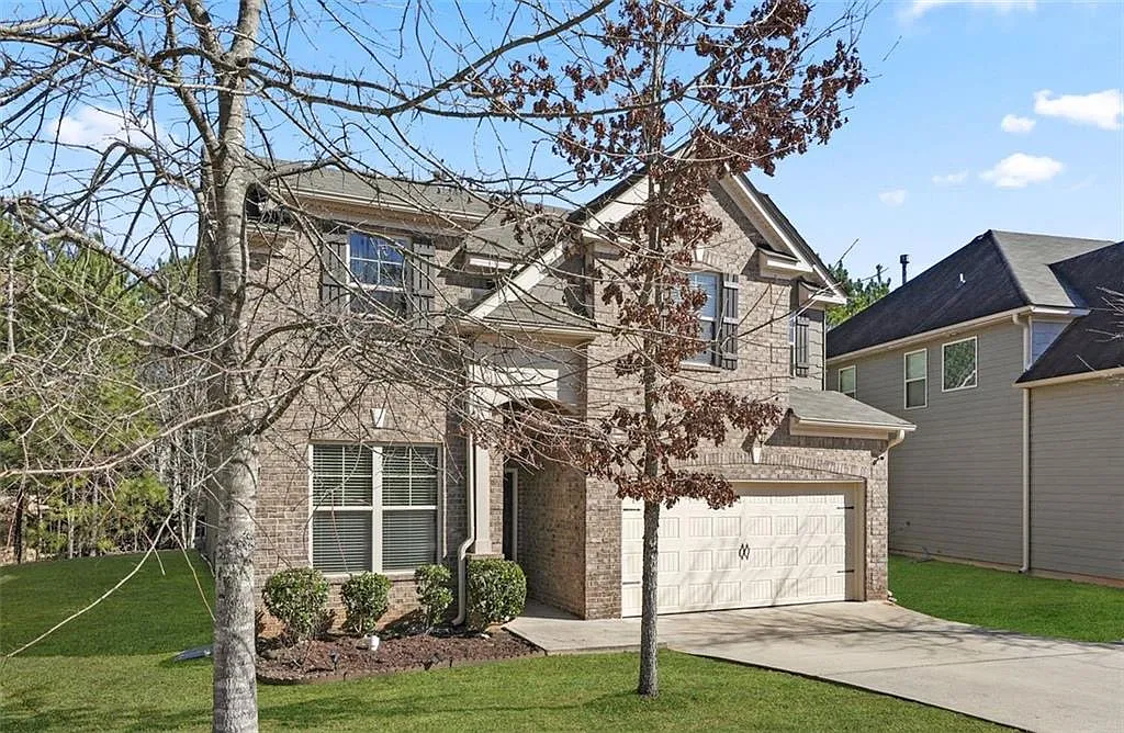 4 bed, 3022 sqft, $3,200 — Photo 3