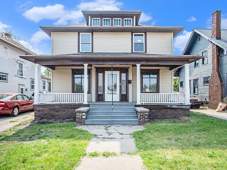 1311 Jefferson St, Muskegon, MI 49441 Zillow