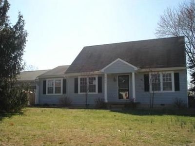 1704 Jan Dr, Fredericksburg, VA, 22405