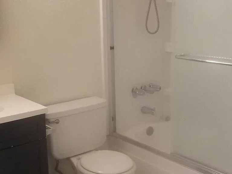 1416 S Jentilly Ln #204 — Photo 4