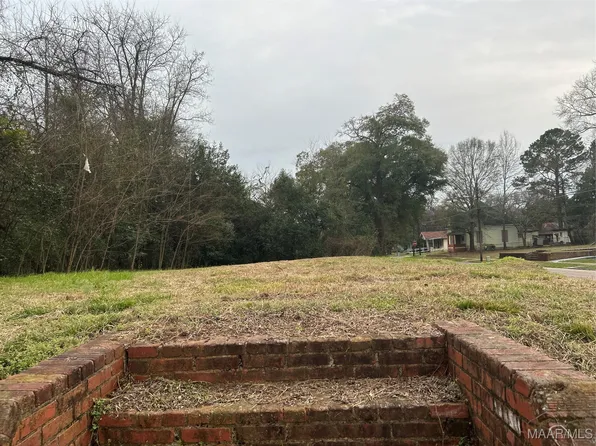 37 Elizabeth St, Montgomery, AL 36104